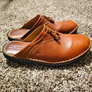 Born Slide On Size 6